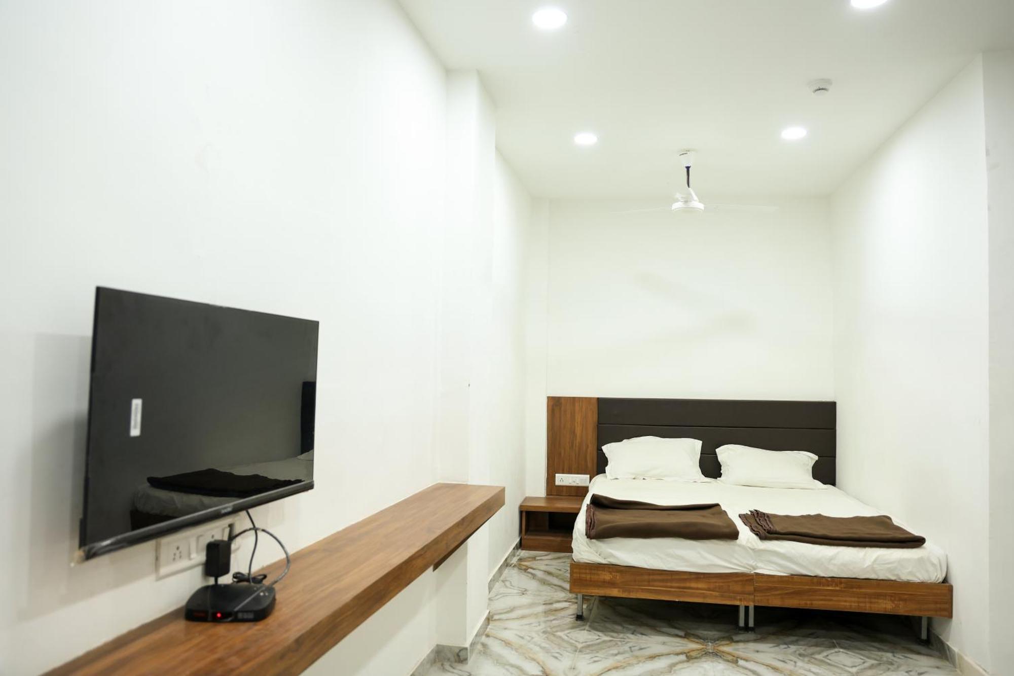 Hotel Aaram Kalupur Ахмедабад Екстер'єр фото
