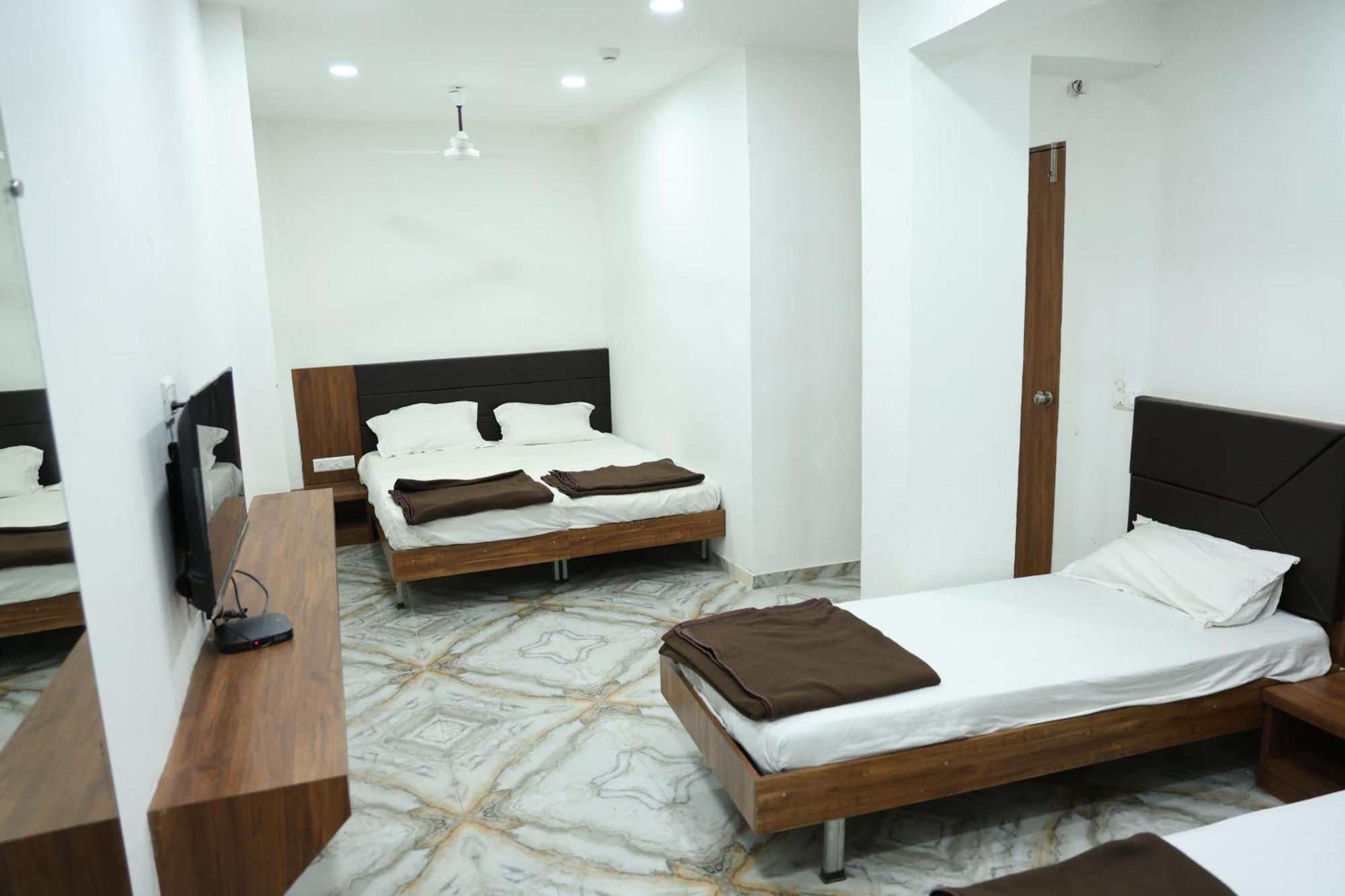 Hotel Aaram Kalupur Ахмедабад Екстер'єр фото